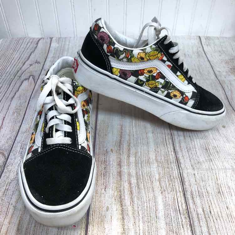 Vans Floral Checkerboard Size 5.5 Big Kids Girls Shoes Miracles Consignment