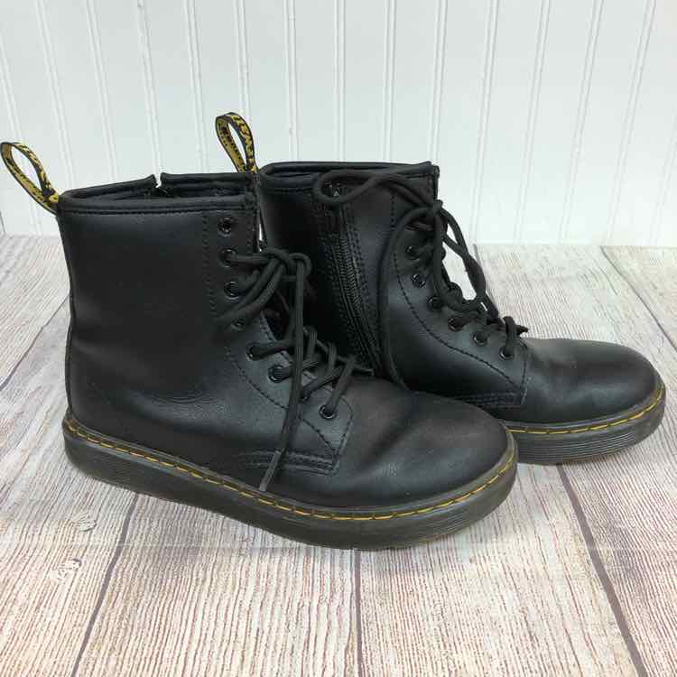 Dr martens size 4 black on sale