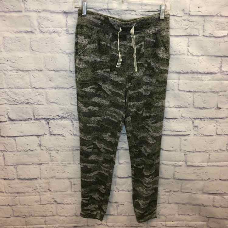 Cat & Jack Camo Size 14 Girls Pants