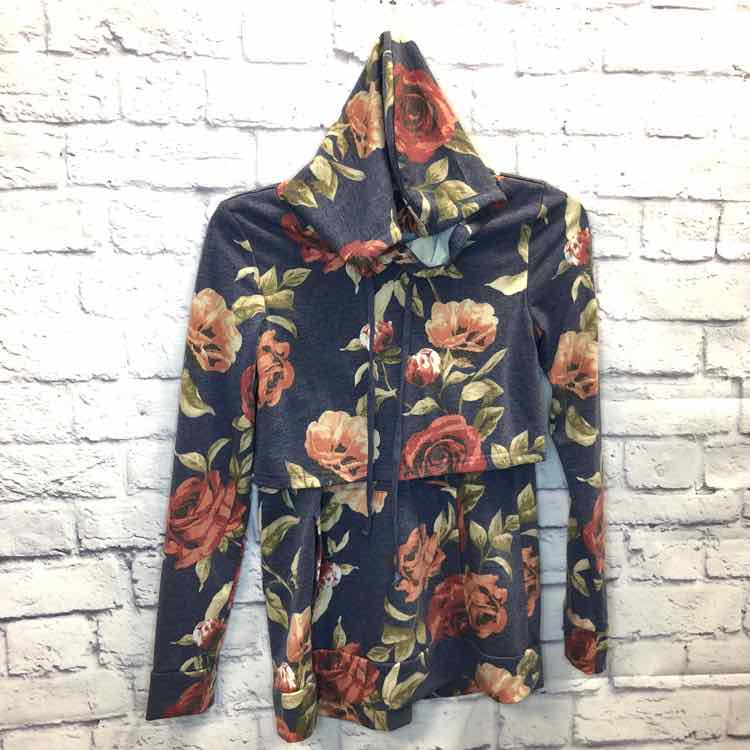 Latched Mama Floral Size XS Nursing Top