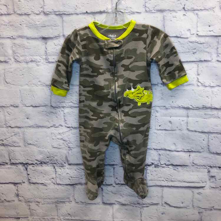 Child of Mine Camo Size 6-9 Months Boys Sleeper