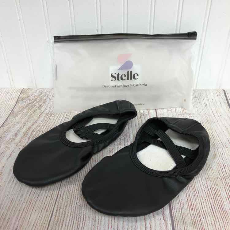 Stelle Black Size 12 Ballet Slippers