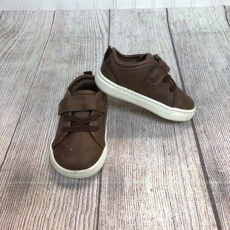 Carters Brown Size 3 Boys Casual Shoes