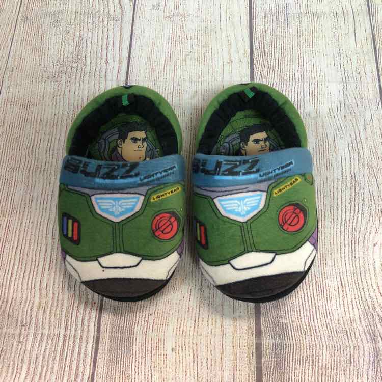 Disney Green Size 7 Boys Slippers