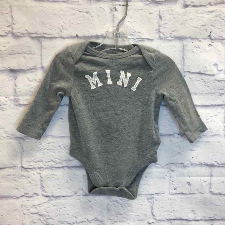 Old Navy Gray Size 0-3 Months Boys Bodysuit