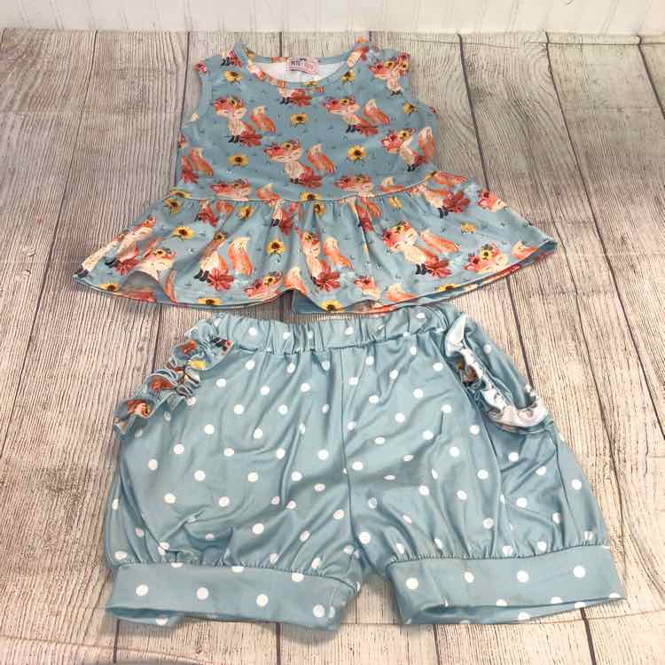 Pete + Lucy Green Size 4T Girls 2 Piece Outfit