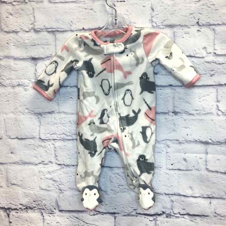 Just One You White Size Newborn Fleece Girls Sleeper