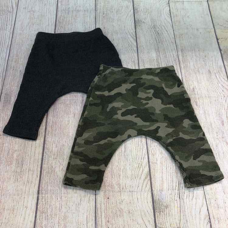 Old Navy Camo Size 3-6 Months Boys Pants