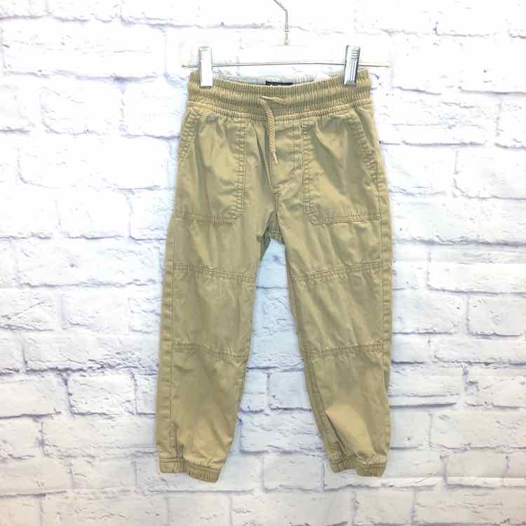 Oshkosh Tan Size 4T Boys Pants