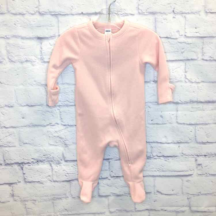 Old Navy Pink Size 6-9 Months Fleece Girls Sleeper