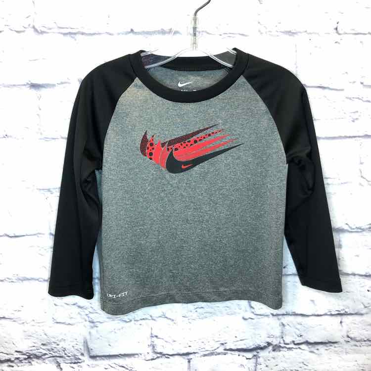 Nike Gray Size 24 Months Boys Long Sleeve Shirt