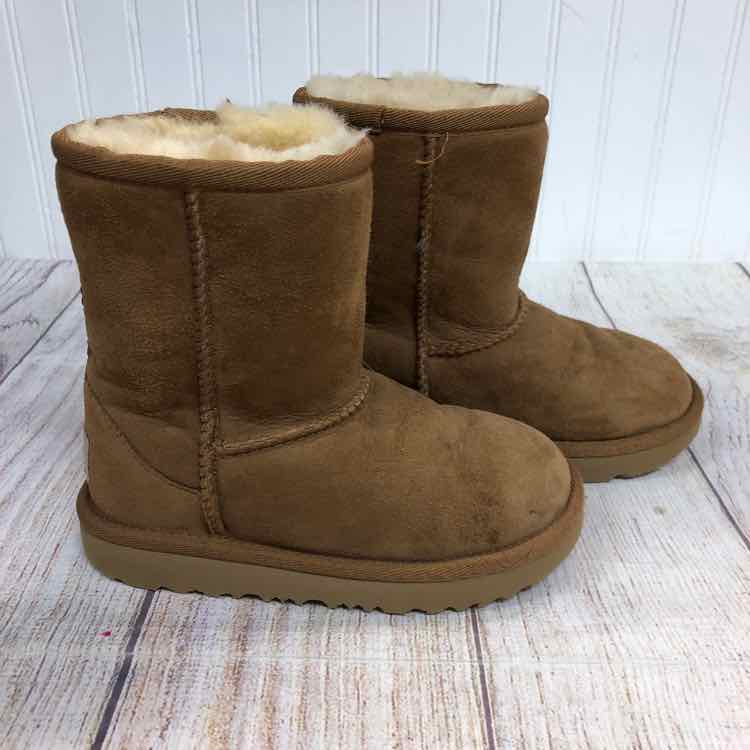 Ugg Classic II Chestnut Size 10 Girls Boots