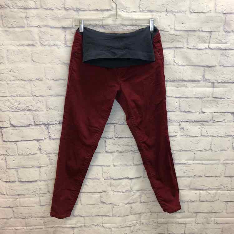 A Glow Red Size 8 Maternity Jeans