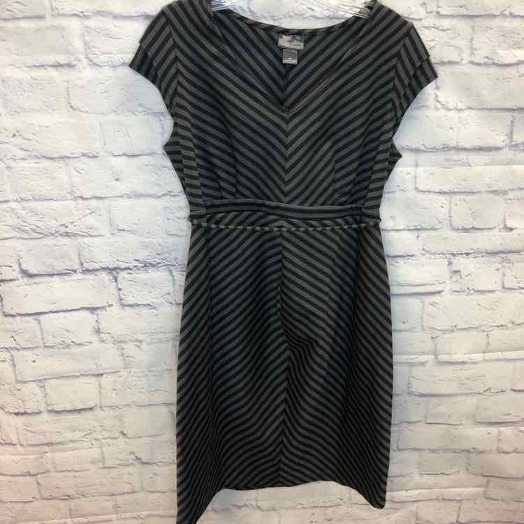 Oh Baby Stripe Size M Maternity Dress