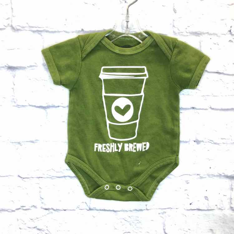 Emerson and Friends Green Size 0-3 Months Boys Bodysuit