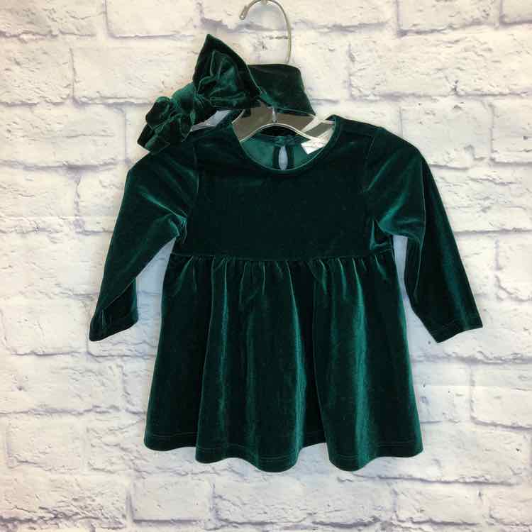 Childrens Place Green Size 6-9 Months Girls Dress