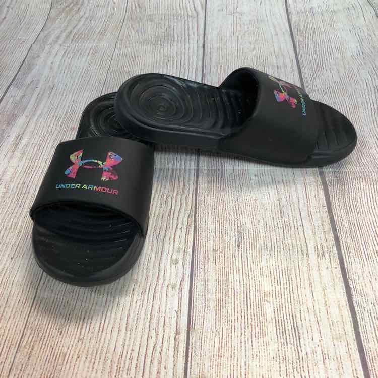 Under Armour Black Size 2 Girls Sandals