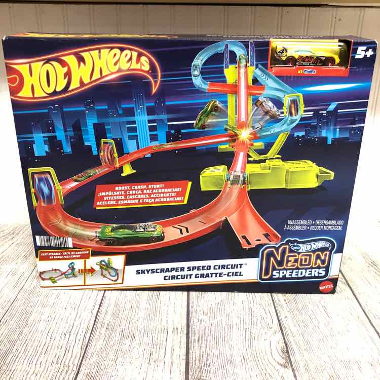 Hot Wheels Skyscraper Speed Circuit NEW