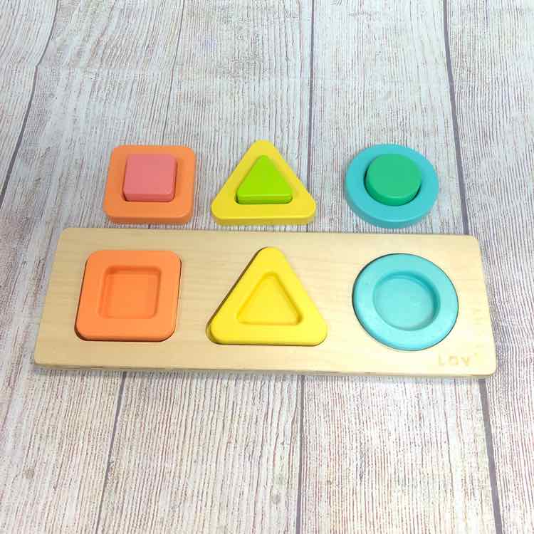 Lovevery Geo Shapes Puzzle Montessori