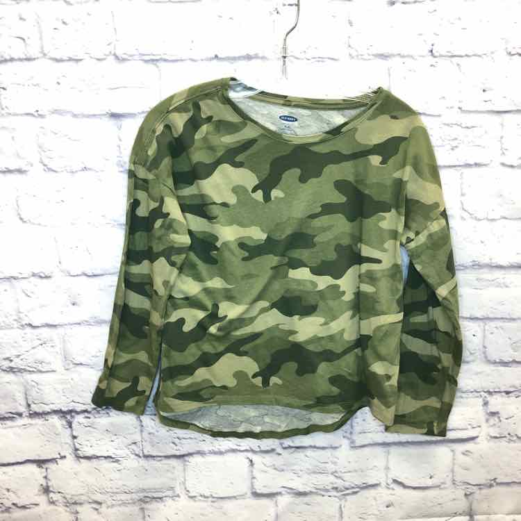 Old Navy Camo Size 8 Girls Long Sleeve Shirt