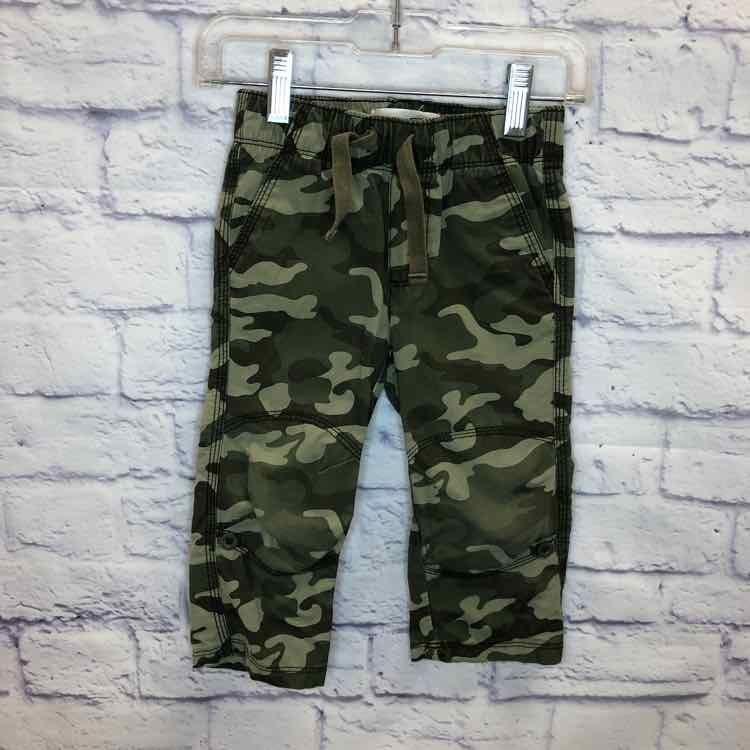 Old Navy Camo Size 18-24 months Boys Pants