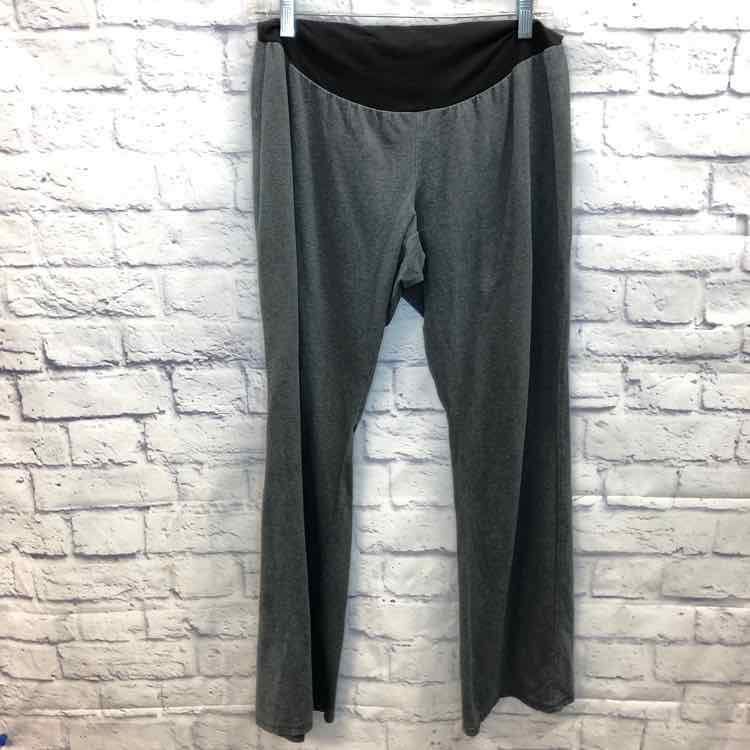 Motherhood Gray Size 1X Maternity Pants