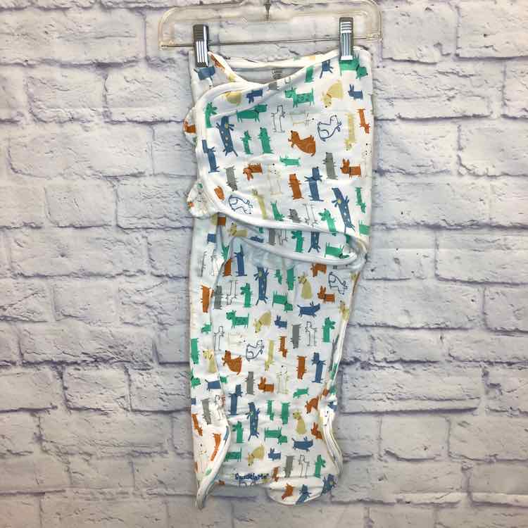 Summer White Size 6-12 months Boys Swaddle