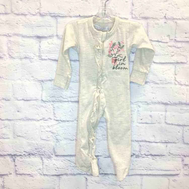 Mothers Promise Gray Size 3-6 Months Girls Sleeper