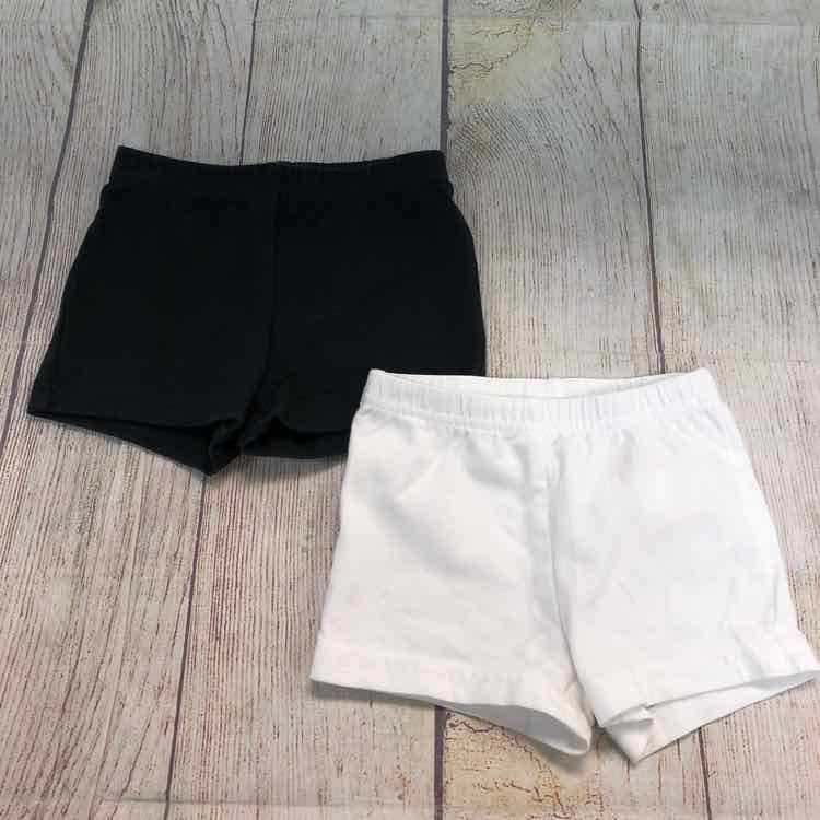 Carters Black & White Size 9 Months Girls Shorts