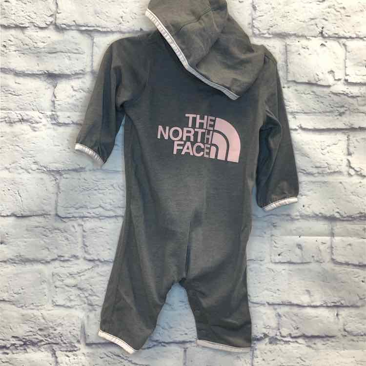 The North Face Gray Size 0-3 Months Girls Romper NWT