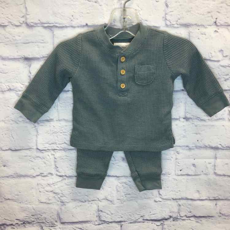 Little Planet Green Size 6 Months Boys 2 Piece Outfit