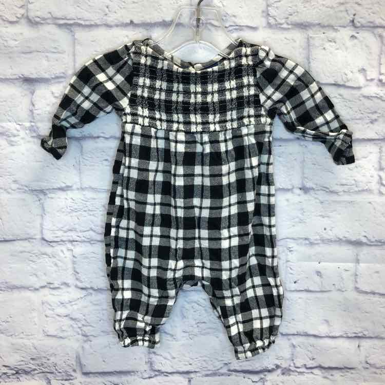 Old Navy Black & White Size 0-3 Months Girls Romper